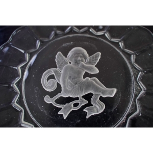 76548 ZĄBKOWICE KOMPLET 4 TALERZY Z KUPIDYNAMI AMORKAMI (4).jpg