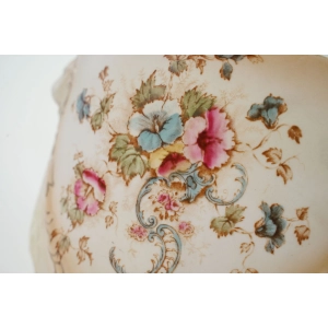 76660 CROWN DEVON CUDOWNA DONICA NA LWICH ŁAPACH KREMOWA W KWIATY (3).jpg