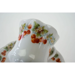 76679 PAROWA STEINMANN ŚLICZNA FILIŻANKA ZE SPODKIEM WISIENKI (3).jpg