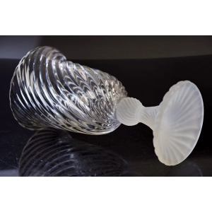 71891 ZĄBKOWICE R. SERWICKI TWISTSPIRELLI NIETYPOWY WAZON NA SATYNOWEJ NÓŻCE (4).JPG