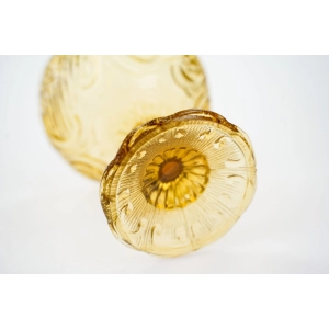 76798 ZĄBKOWICE BURSZTYNOWY PUCHAREK W ZAWIJASY JABŁUSZKA (5).jpg