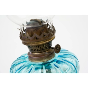 76961 BELGIA TURKUSOWA SZKLANA STARA LAMPA NAFTOWA (2).jpg