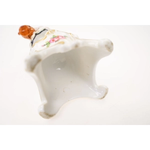 77031 ANTYCZNA XIX WIECZNA PORCELANOWA FIGURALNA BUTELKA NA PERFUMY (5).jpg