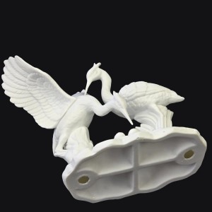 77106 BISKWITOWA GRUPA FIGURALNA PARA ŻURAWI (1).png