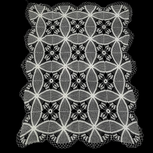 77341 SZYDEŁKO OBRUS W DUŻE ROZETY W BIELI 130 X 100 CM (1).jpg