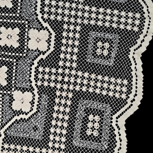 77351 FILET OWALNY OBRUS W KREMOWYM KOLORZE 160 X 135 CM (5).jpg