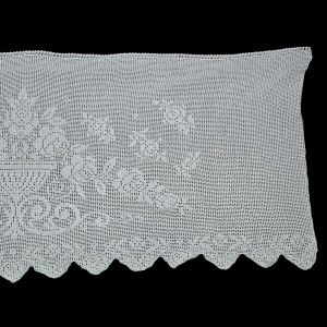 77362 SZYDEŁKO ZAZDROSTKA LAMBREKIN WAZA Z KWIATAMI W BIELI ŚLICZNA 150 X 60 CM (3).jpg
