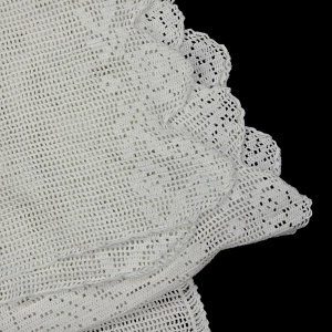 77362 SZYDEŁKO ZAZDROSTKA LAMBREKIN WAZA Z KWIATAMI W BIELI ŚLICZNA 150 X 60 CM (7).jpg