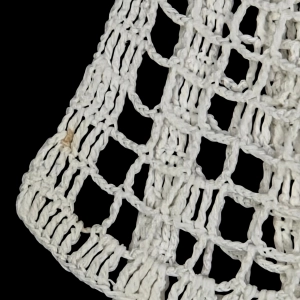 77369 SZYDEŁKO MAŁA FIRANECZKA W KWIATKI W BIELI 108 X 56 CM (7).jpg