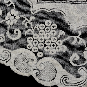 77370 FILET STARY OWALNY FANTASTYCZNY OBRUS WINOGRONA 170 X 110 CM (6).jpg