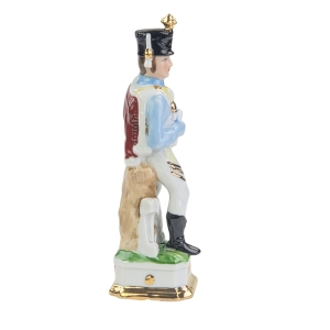 77403 CAPODIMONTE DUŻA FIGURA NAPOLEOŃSKIEGO ŻOŁNIERZA (4).jpg