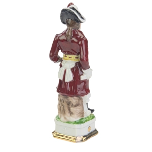 77405 CAPODIMONTE FIGURA NAPOLEOŃSKIEGO ŻOŁNIERZA J. LANNES PORCELANOWA FIGURA (6).jpg