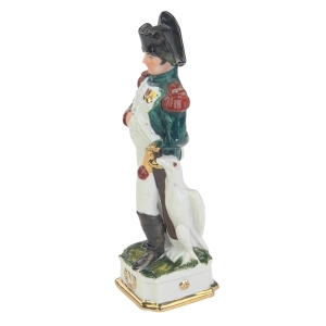 77408 CAPODIMONTE DUŻA FIGURA NAPOLEON Z PTAKIEM STATUETKA PORCELANOWA (3).jpg