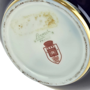 77595 LIMOGES CASTEL KOBALTOWY WAZON RĘCZNIE MALOWANY BUKIET (9).jpg