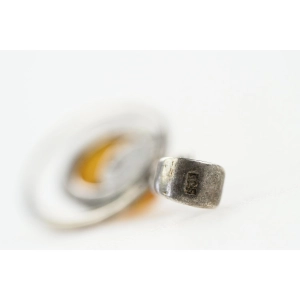 77693 SREBRO OWALNA ZAWIESZKA WISIOREK WAGA 2,4 G PRÓBA 925 Z BURSZTYNEM (4).jpg