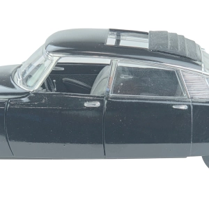 77747 SOLIDO CITROEN DS 19 Z 1963 ROKU MODEL W SKALI 118 (9).jpg
