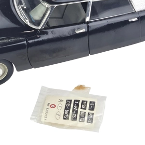 77747 SOLIDO CITROEN DS 19 Z 1963 ROKU MODEL W SKALI 118 (13).jpg