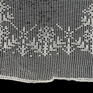 77897 SZYDEŁKO BIAŁY OBRUS FIRANKA CIEKAWY WZÓR 165 X 140 CM (4).jpg