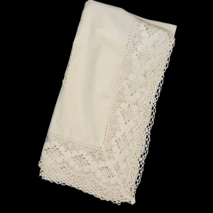 77899 KREMOWY OBRUS W STYLU RETRO PŁÓTNO I KORONKI 116 X 113 CM (6).jpg