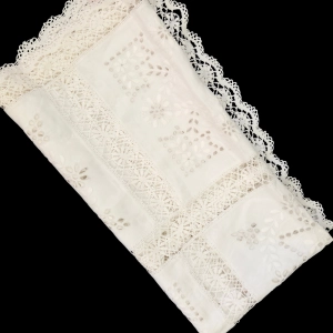 77905 SECESJA WIEKOWY OBRUSIK SERWETA PŁÓTNO I HAFT WYPUKŁY 104 x 98 CM (6).jpg