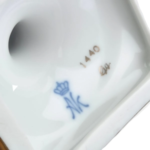 77975 ALKA KUNST CUDOWNY WAZON AMFORA Z ŁABĘDZIAMI W KWIATY 23,7 cm (13).jpg