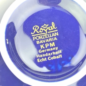 77978 ROYAL KPM KOBALTOWY WAZON Z TRAWIONYMI ZŁOCENIAMI (11).jpg