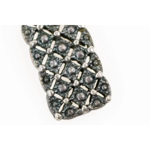 78033 SREBRO PROSTY WISIOR O MODERNISTYCZNYM CHARAKTERZE WAGA 1,9 G (2).jpg