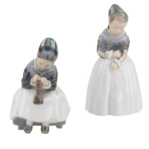 78199 ROYAL KOPENHAGEN PORCELANOWA FIGURKA DZIEWCZYNY AMAGER (10).jpg