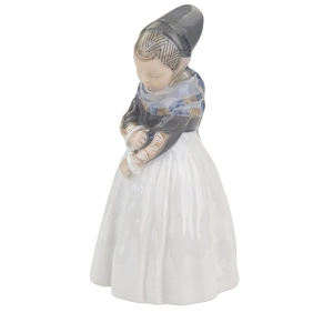 78200 ROYAL KOPENHAGEN PORCELANOWA FIGURKA DZIEWCZYNY AMAGER II (3).jpg