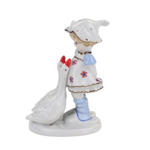 78306 BYTOM DIKOLENKO FIGURA DZIEWCZYNKI Z GĄSKAMI BARWNA RZADSZA (3).jpg