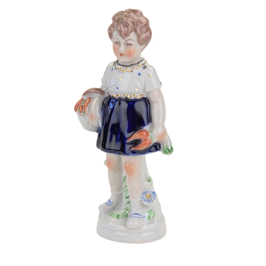 78308 BYTOM DIKOLENKO FIGURA DZIEWCZYNKI Z KOSZEM MARCHWI (1).jpg