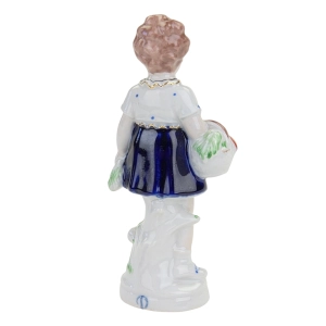78308 BYTOM DIKOLENKO FIGURA DZIEWCZYNKI Z KOSZEM MARCHWI (4).jpg