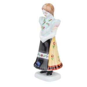78312 HOLLOHAZA FIGURA NIEWIASTY W STROJU LUDOWYM (2).jpg