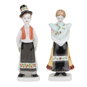 78312 HOLLOHAZA FIGURA NIEWIASTY W STROJU LUDOWYM (9).jpg