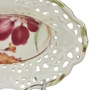 78383 WELLINGTON CASTLE ROYAL CLASS PORCELAIN MAŁY AŻUROWY KOSZYCZEK (8).jpg