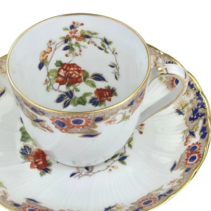 78386 BERNARDAUD LIMOGES SINGAPUR FILIŻANKA ZE SPODKIEM KOBALTOWO-ZŁOTE SZLACZKI (4).jpg