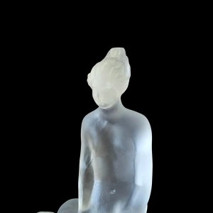 78536 AKT FIGURA DZIEWCZYNA Z LWEM H. HOFFMANN POSTUMENT ŚWIECI W UV (8).jpg