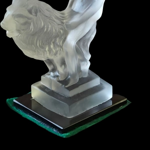 78536 AKT FIGURA DZIEWCZYNA Z LWEM H. HOFFMANN POSTUMENT ŚWIECI W UV (10).jpg