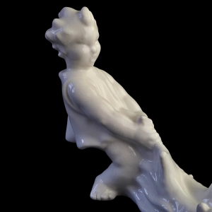 78740 PEXIDER EMIL HLAVICA FIGURA CHŁOPIEC Z RYBĄ (5).jpg