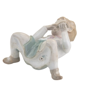 78822 GRÄFENTHAL THÜRINGEN FIGURKA CHŁOPCA JEDZĄCEGO CHLEB (6).jpg
