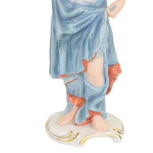 78848 GOEBEL ŚLICZNA RĘCZNIE MALOWANA FIGURA NIEWIASTY JUSTITIA (8).png