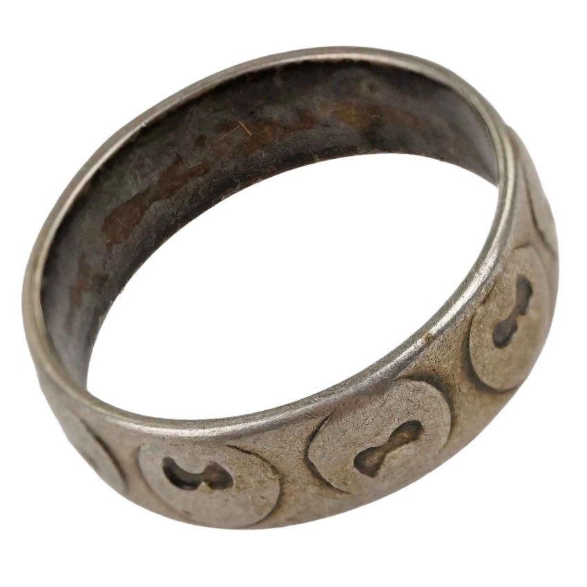 78872 RYTOSZTUKA PIERŚCIONEK OBRĄCZKA KULKI PRÓBA 3 WAGA 4,5 CM R. 18,5 (1).jpg