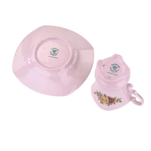 79063 LEANDER FILIŻANKA ZE SPODKIEM RÓŻOWA PORCELANA RÓŻYCZKI (12).jpg
