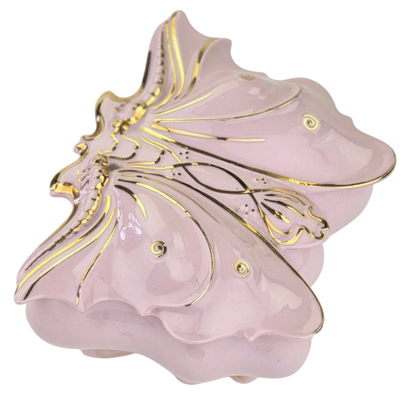 79068 CHODOV BOMBONIERA PUZDERKO MOTYL Z RÓŻOWEJ PORCELANY (1).jpg