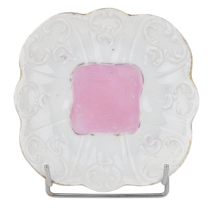 79178 ZABYTKOWA GRANIASTA FILIŻANKA ZE SPODKIEM Z RELIEFAMI (12).jpg