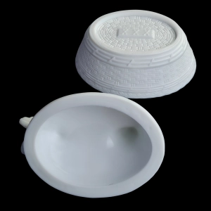79234 LATTIMO ŚREDNIA TŁUŚCIUTKA KURKA POJEMNIK MASELNICA W BIELI WYS. 11,5 CM (8).jpg