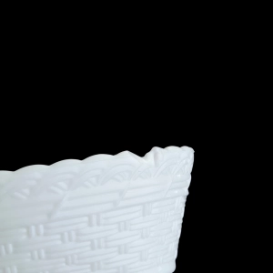79234 LATTIMO ŚREDNIA TŁUŚCIUTKA KURKA POJEMNIK MASELNICA W BIELI WYS. 11,5 CM (9).jpg