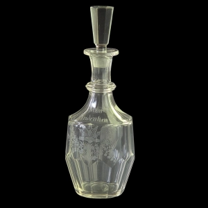 79276 BIEDERMEIER RĘCZNIE SZLIFOWANA KARAFKA TYPU PRUSKIEGO ZUM ANDENKEN (1).jpg