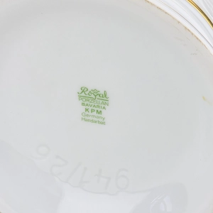 79388 ROYAL KPM PIĘKNY DUŻY WAZON KRATER RELIEFY I KOLOROWE KWIATY (14).jpg