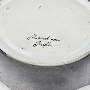 79416 SCHWARZENHAMMER PTASZKI NA PORCELANIE W CYNOWEJ RAMIE SZCZYGŁY (6).jpg